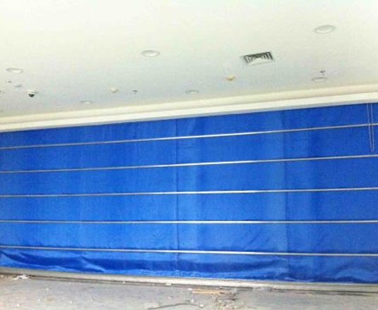 無(wú)機(jī)布防火卷簾門(mén)